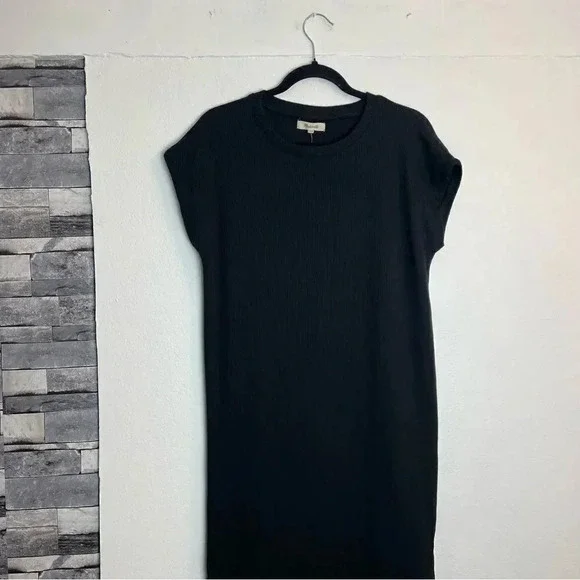 madewell ribbed shoulder tee dress Relaxed Midi Tee Dress